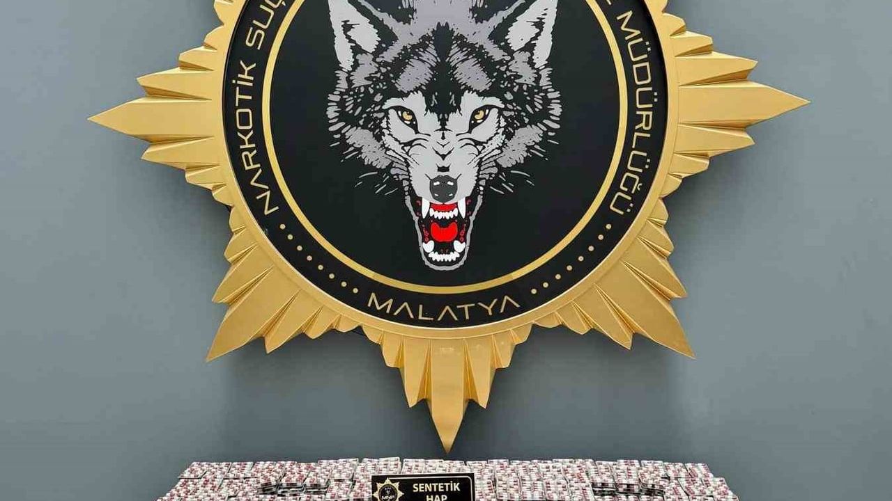Malatya'da otobüs terminalinde uyuşturucu operasyonu: 21 bin 275 sentetik ecza ele geçirildi, 2 gözaltı
