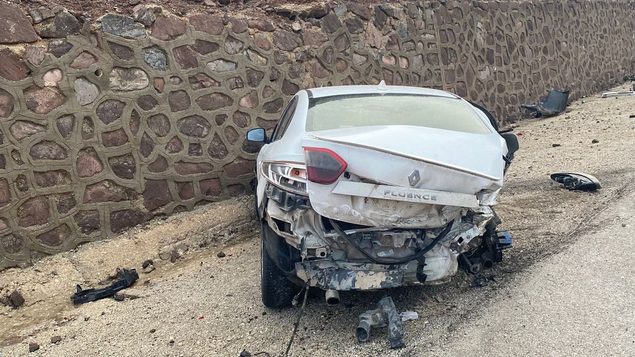 Malatya'da trafik kazası: otomobil sulama kanalına savruldu, 1 yaralı