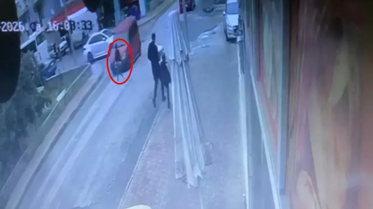 Manavgat'ta hafif ticari araç yayaya çarptı; sürücüye 203.965 TL para cezası