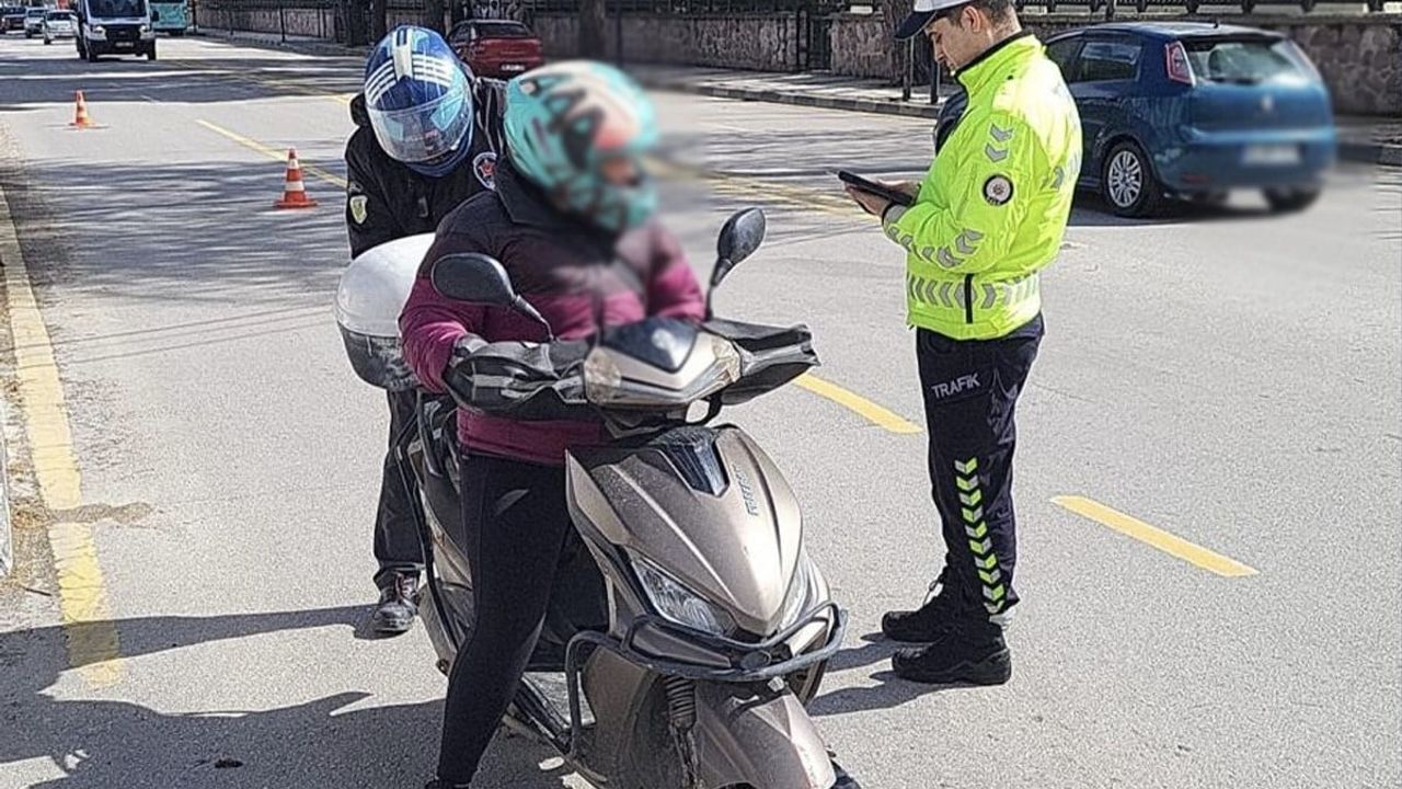 Manisa'da motosiklet denetimleri: 540 sürücüye 3 milyon 885 bin 227 TL ceza