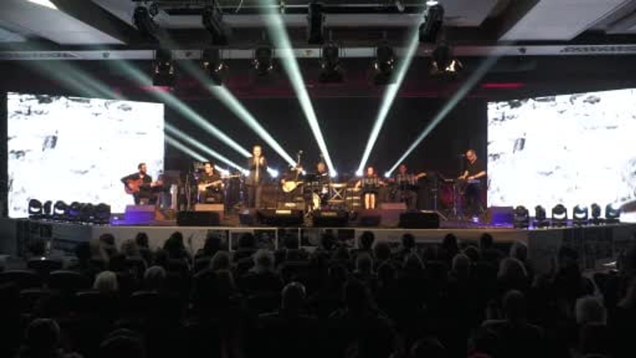 Manisa'da 'Ustalara Saygı' Konseri yoğun ilgi gördü