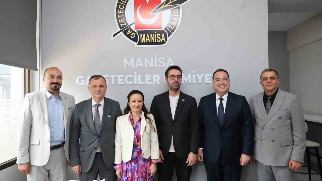 Manisa Gazeteciler Cemiyeti 69. kuruluş yıldönümünde yerel yöneticileri ağırladı