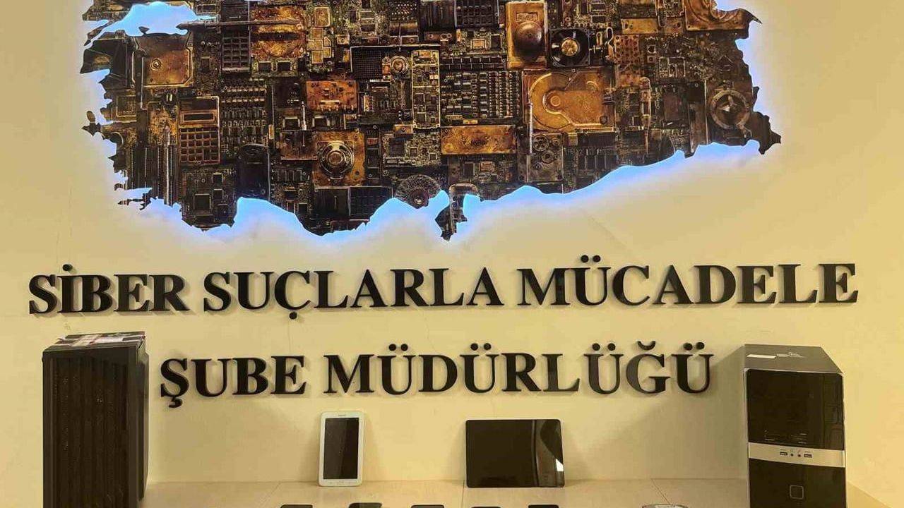 Mardin'de kişisel verileri yasa dışı temin edip satan 4 şüpheliye adli işlem