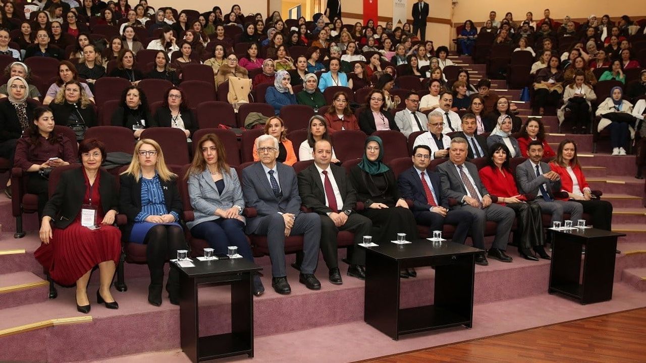 MCBÜ'de '21. Yüzyılda Kadın ve Sağlık' Sempozyumu: Bilimsel, Teknolojik ve Toplumsal Boyutlar