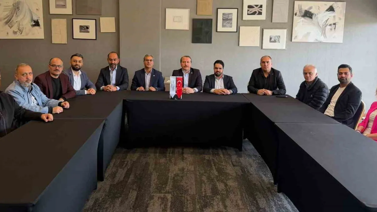 Memur-Sen Genel Başkanı Ali Yalçın Yalova İl Başkanlığı’nı Ziyaret Etti