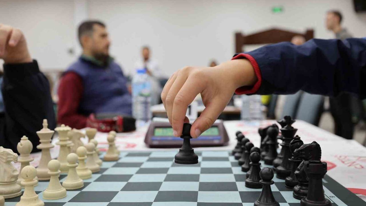 Menteşe'de 23 Nisan'a Özel Satranç Turnuvası