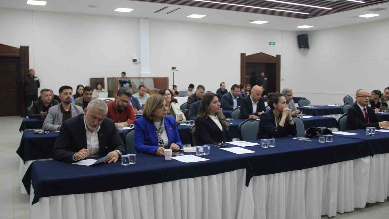 Menteşe'de öğretmen isimleri Emirbeyazıt Mahallesi'ndeki yeni sokaklara verildi