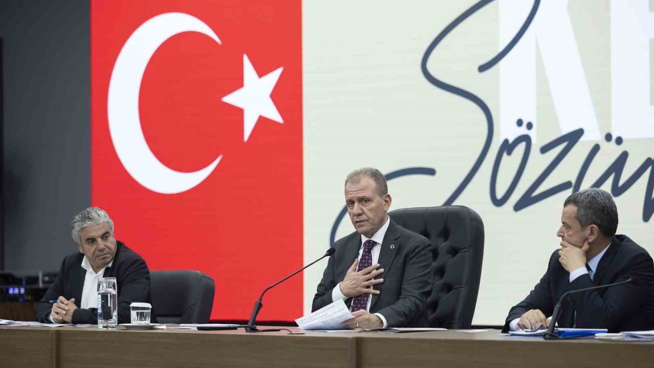 Mersin'de 'Kent Katılımı Buluşmaları' başladı: Seçer projelerini anlattı