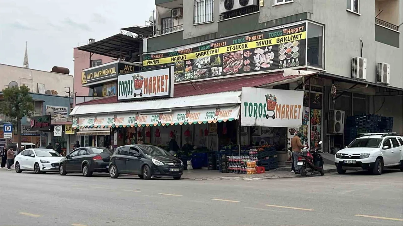Mersin'de 'Toros Market' yetkilileri: At eti iddiasıyla adı geçen 'Toros Gıda' ile bağlantımız yok