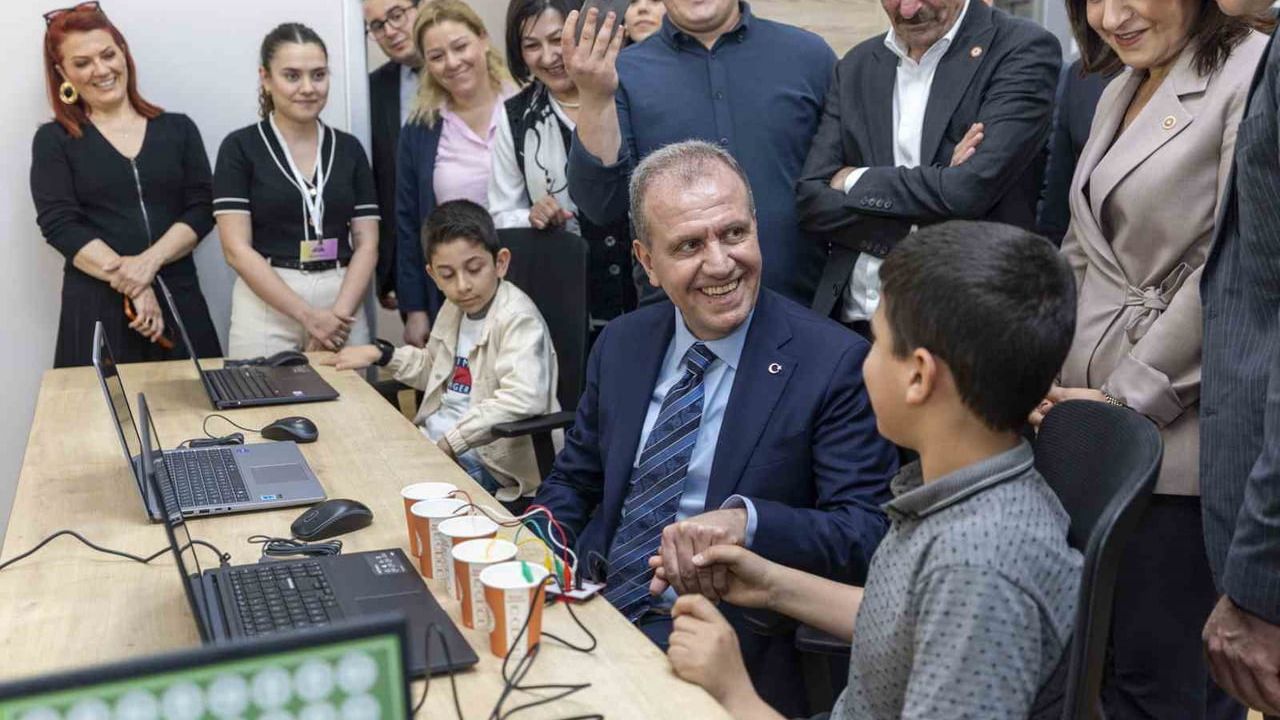 Mersin Lojistik Merkezi hizmete açıldı: lojistik altyapı ve sosyal tesisler bir arada