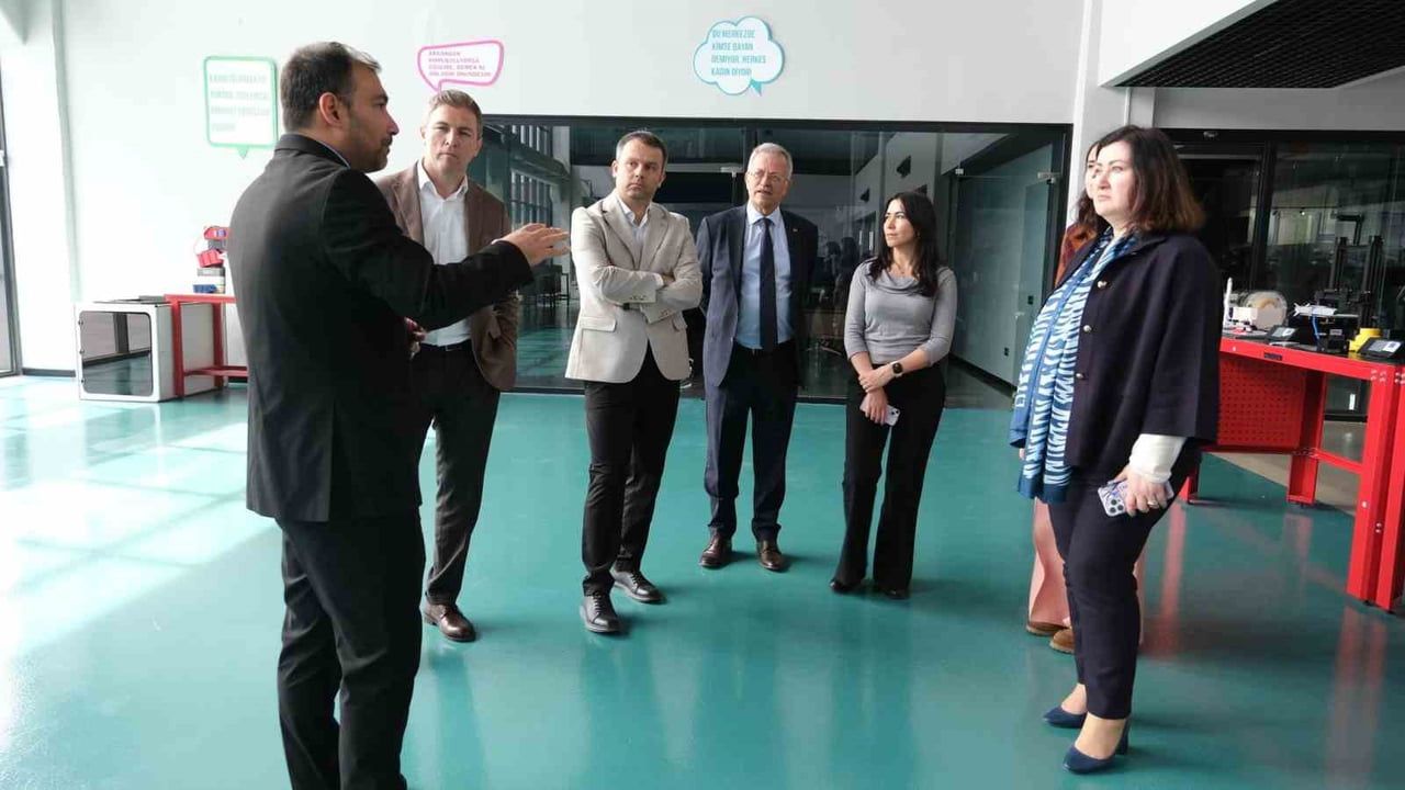 Mersin OSB Başkanı Tekli: 'Eğitim, sanayimizin sürdürülebilirliğinin temelidir'