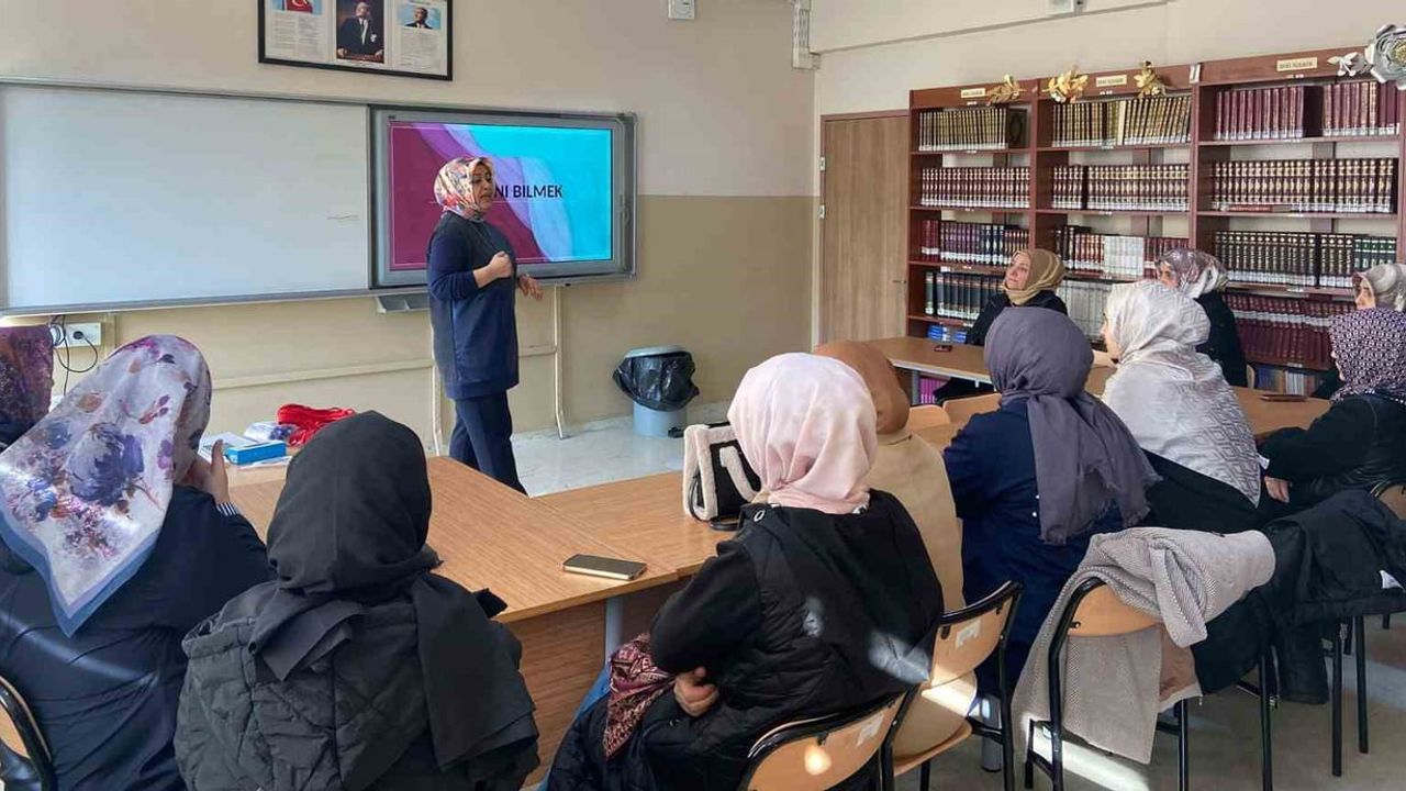 Modüler Aile Eğitim Programı imam hatip velilerine 7 ilde ulaşıyor