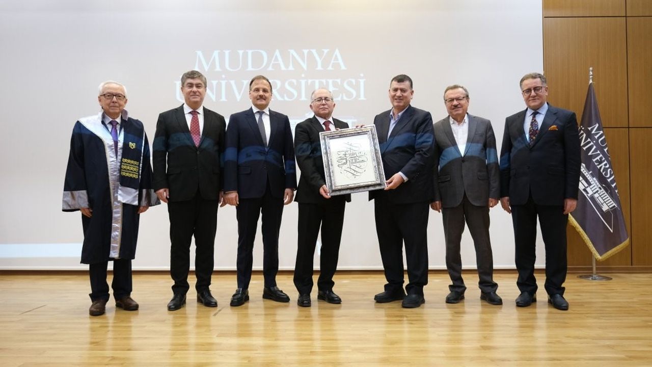 Mudanya Üniversitesi'nde Rektörlük Değişimi: Prof. Dr. Ahmet Kesik Göreve Başladı