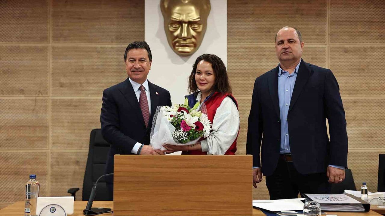 Muğla Büyükşehir'de 162 Kadrolu İşçiye Toplu İş Sözleşmesi: Ücretler Ortalama %53,07 Artışla 68.341,78 TL'den Başlıyor