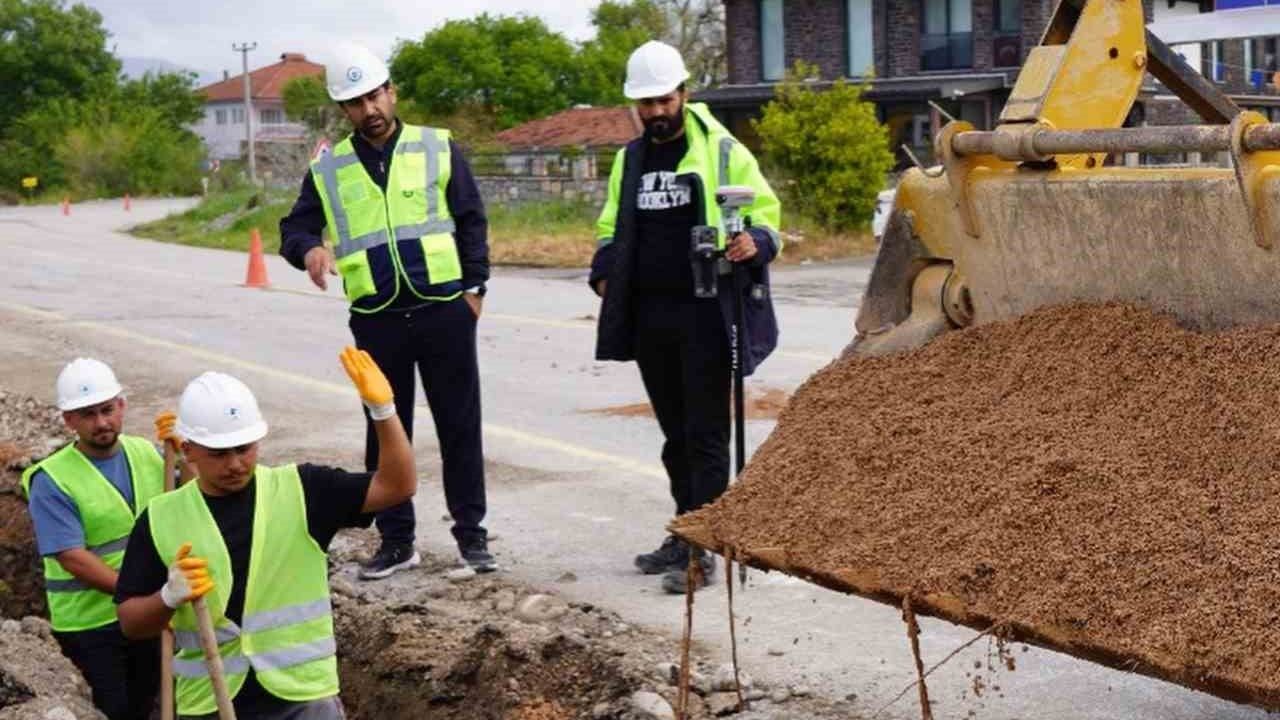 MUSKİ, Muğla’daki ömrünü tamamlamış içme suyu isale hatlarını yeniliyor