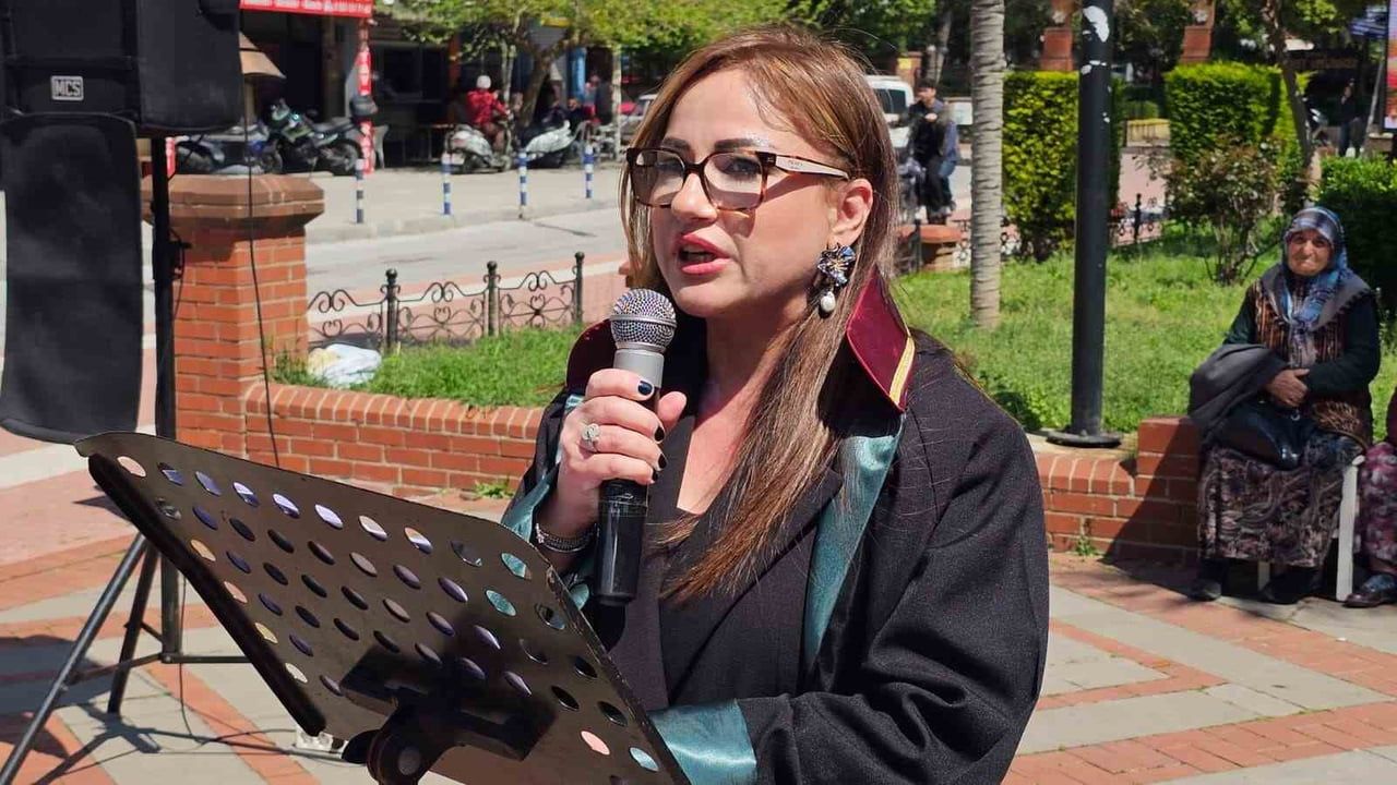 Nazilli'de 5 Nisan Avukatlar Günü: Avukatlar adliye sorunlarını gündeme taşıdı