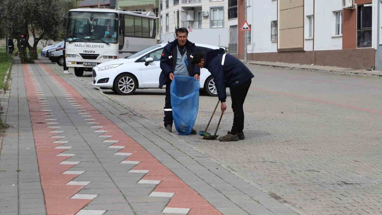 Nazilli'de 'Şehir Birlikte Yaşar' İnisiyatifiyle Kapsamlı Temizlik ve Bilinçlendirme Başlatıldı