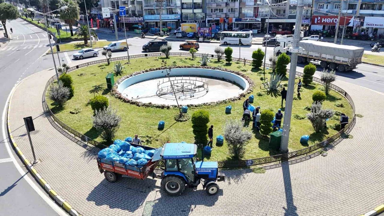 Nazilli'de Temizlik ve Çevre Düzenleme Seferberliği Sürüyor