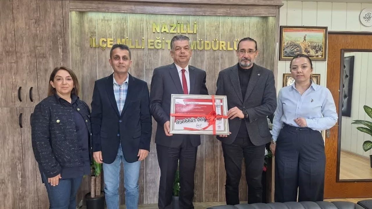 Nazilli Halk Eğitimi Merkezi'nin 'Geçmişten Geleceğe' Projesi Türkiye’de İlk 10’a Girdi