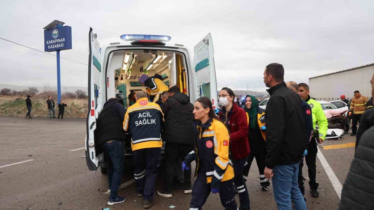 Nevşehir'de Üç Araçlı Kaza: Eşi ve İki Çocuğunu Kaybeden Anne de Hayatını Kaybetti
