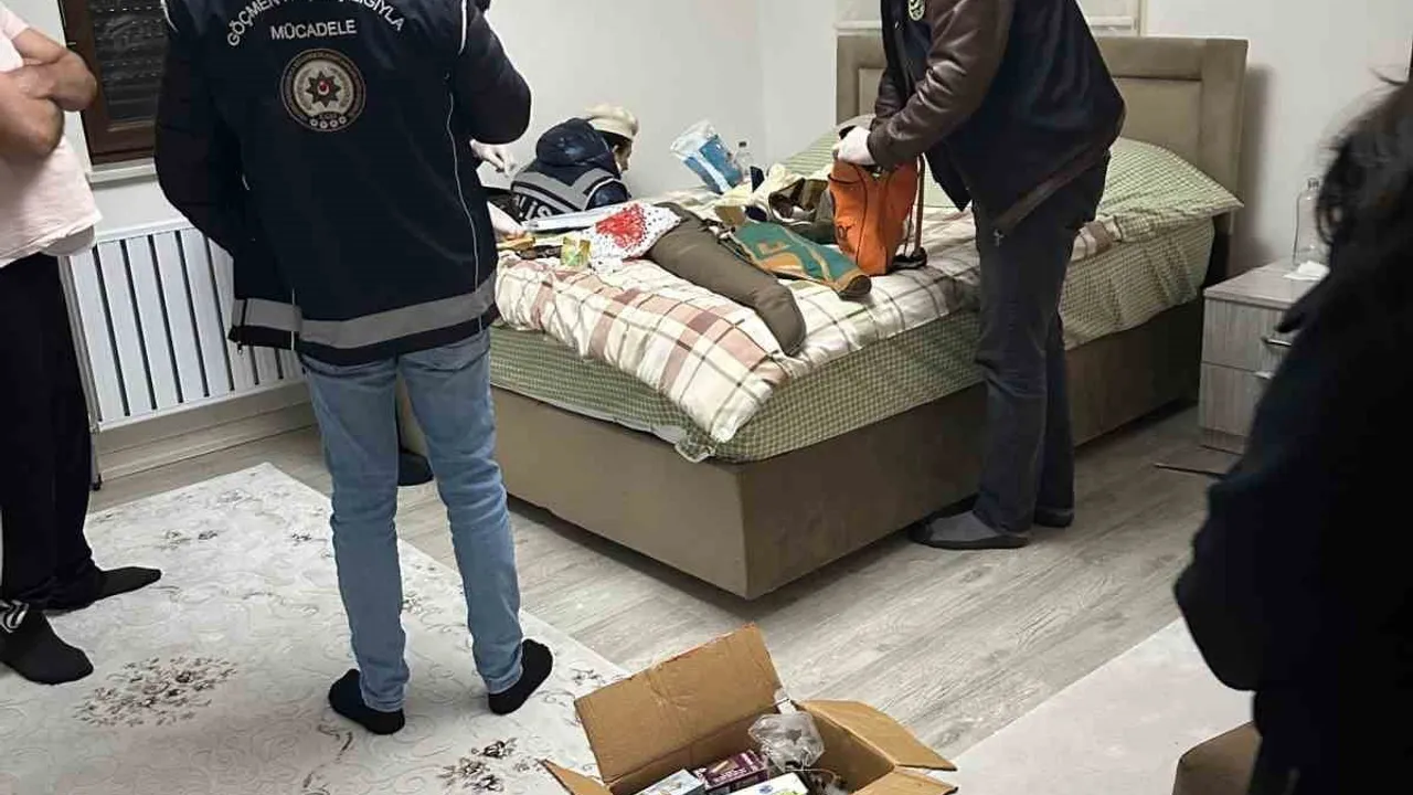 Nevşehir Kozaklı'da fuhuş operasyonu: 7 gözaltı, 33 mağdur ve 125 bağlantı tespit edildi