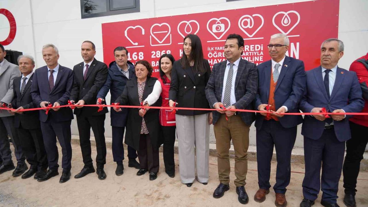 Niğde'ye Yeni Türk Kızılayı Kan Alma Birimi Açıldı