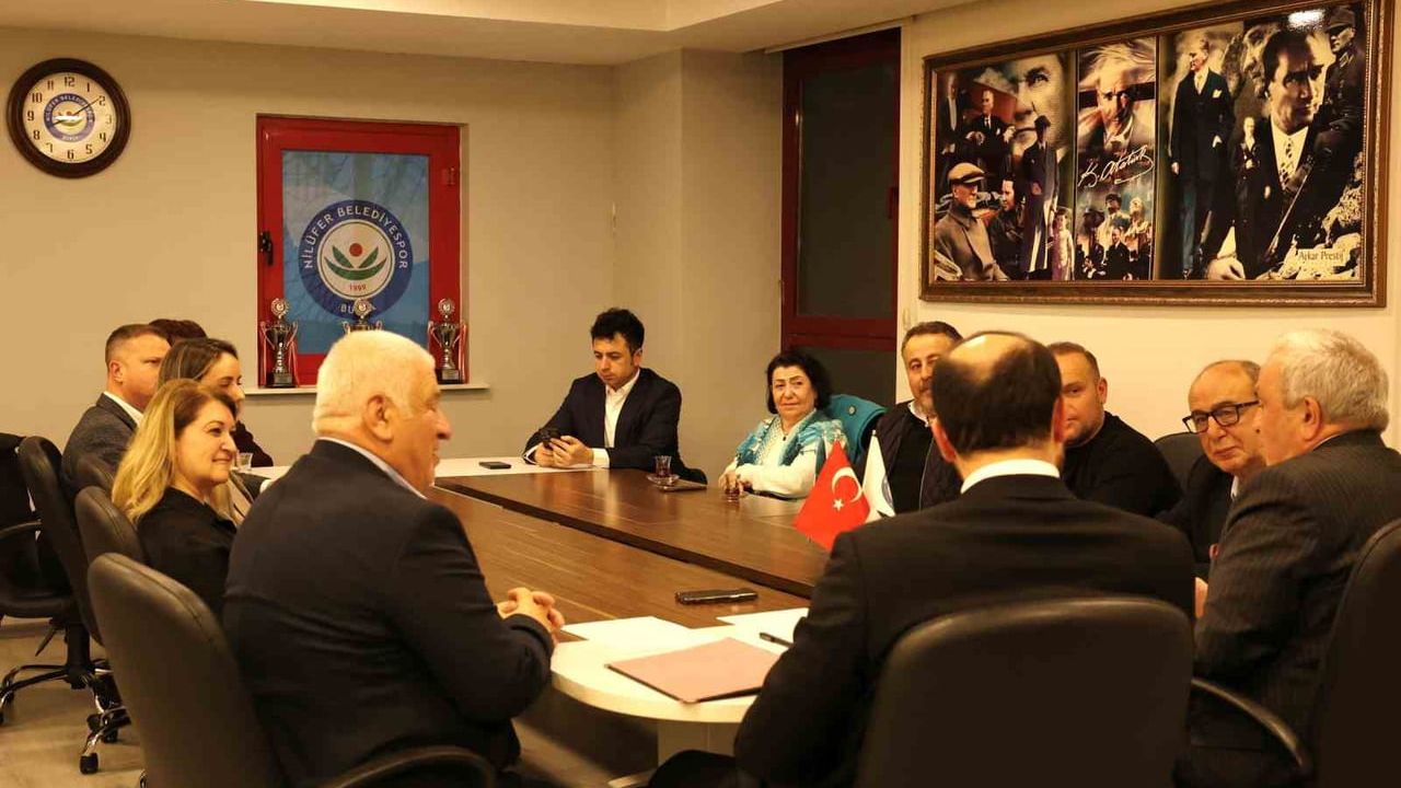 Nilüfer’e 8 dönümlük yeni kapalı hentbol salonu için protokol imzalandı