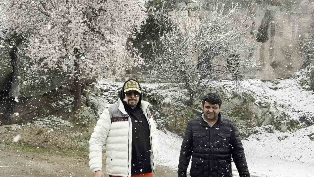 Nisan Ortasında Aksaray'da Kar Yağışı: Güzelyurt Beyaza Büründü