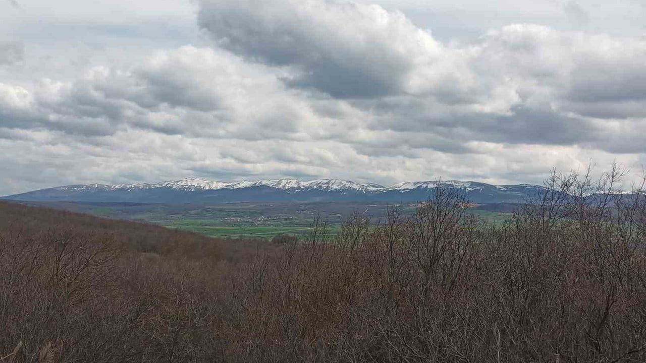 Nisan ortasında kar sürprizi: Ladik Akdağ yeniden beyaza büründü