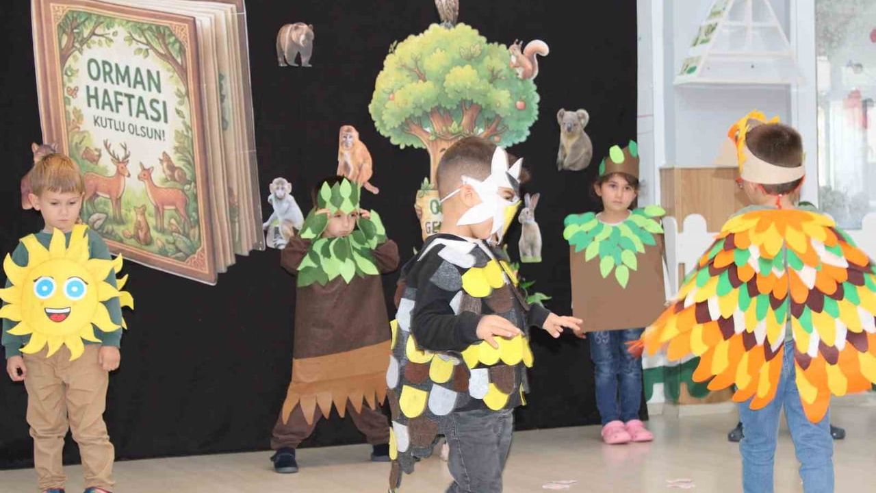 Ödemiş’te "Kitap Kurdu" Madalyası: Anaokulu Öğrencileri Kütüphane Dostu Projesinde Ödüllendirildi