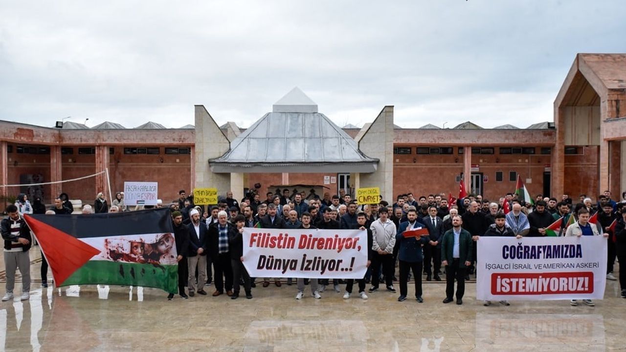 OMÜ'de 'Dünya Siyonizmden Kurtulacak' programı: Gazze'ye destek ve farkındalık çağrısı