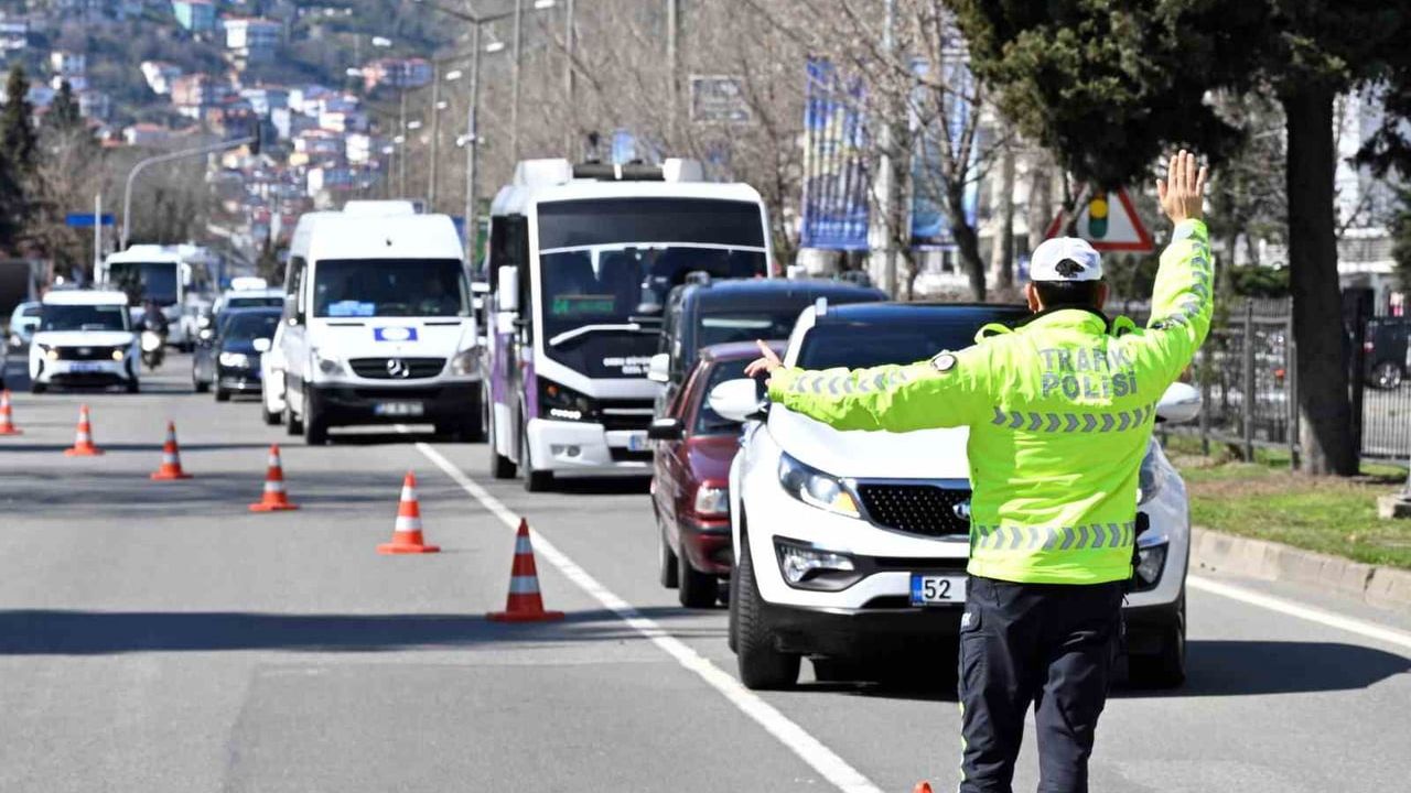 Ordu’da Bir Haftada 17.120 Araç ve Sürücü Denetlendi: İhlaller ve Yaptırımlar