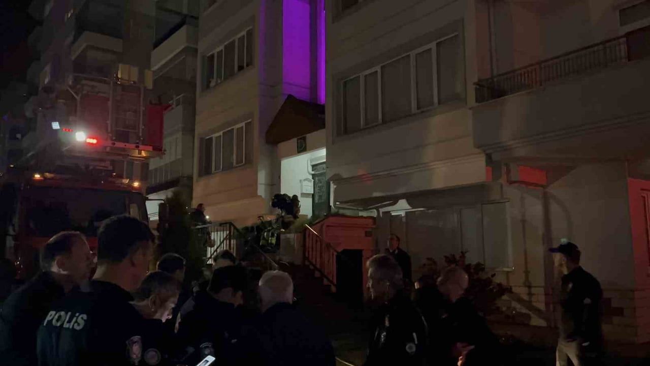 Ordu'da Şirinevler Mahallesi'nde daire yangını: 81 yaşındaki adam ağır yaralandı