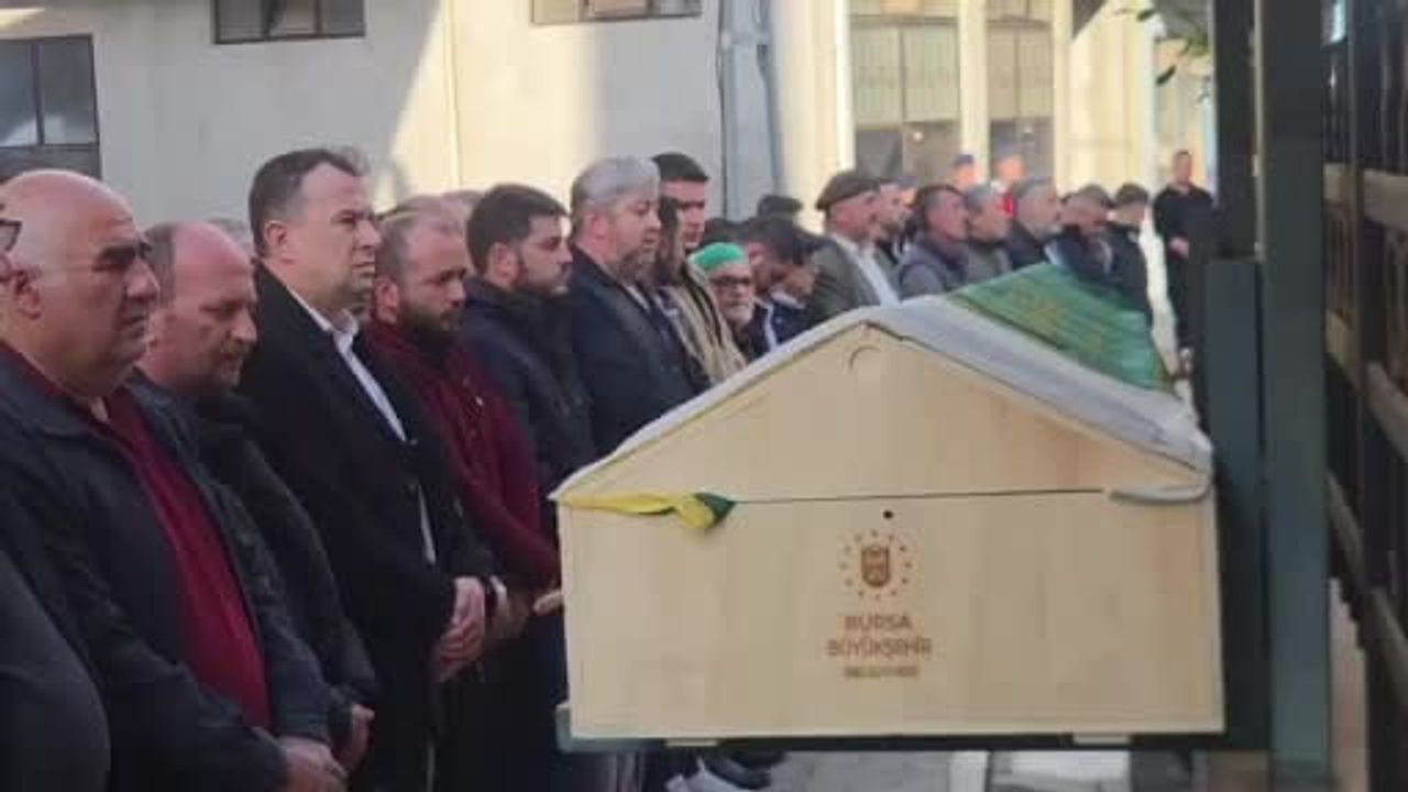 Orhangazi Narlıca'da silahlı kavga: Baba Zeki Yıldız ve oğlu Semih Yıldız toprağa verildi