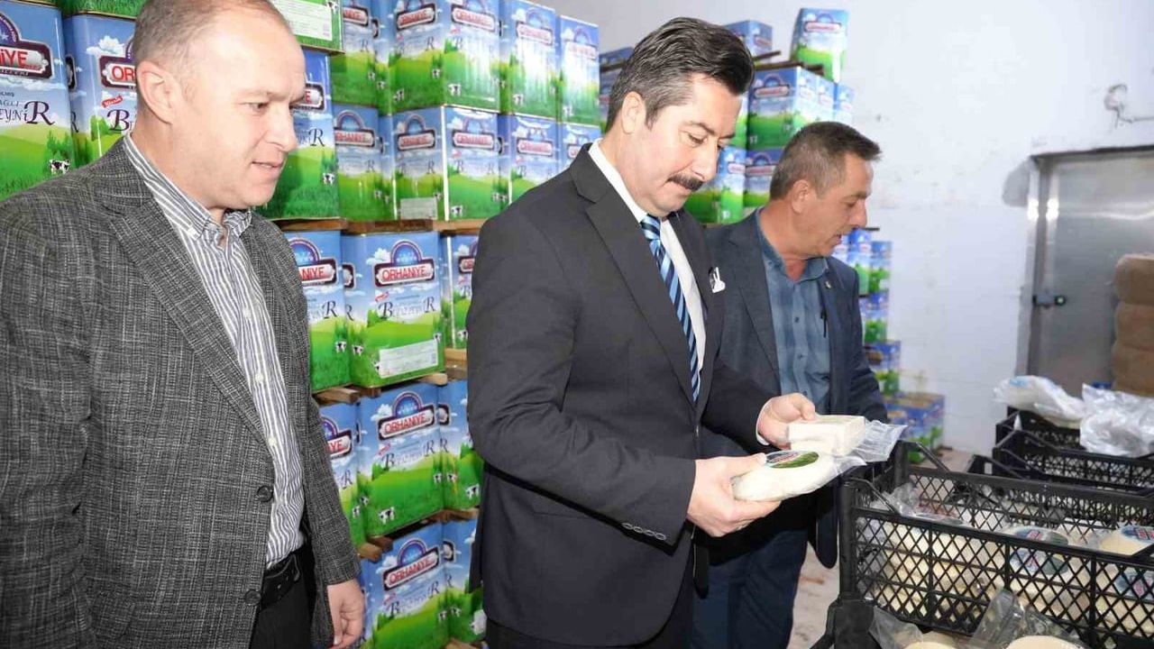 Orhaniye Kooperatifi, Yenişehir'de günde 3,5 ton sütle 12 çeşit peynir üretiyor