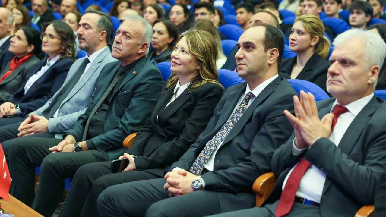 Orta Karadeniz Kariyer Fuarı OMÜ'de 25 Bin Ziyaretçiyle Sona Erdi