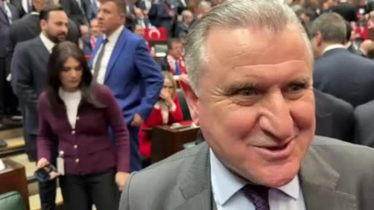 Osman Aşkın Bak: Milli takım 24 yıl sonra Dünya Kupası finallerinde