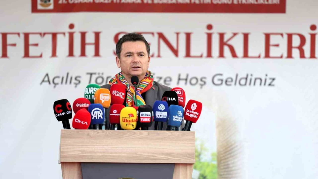 Osmangazi'de Bursa'nın Fethi 700. Yılında Coşkuyla Anıldı