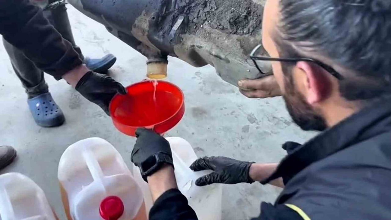 Osmaniye’de yakıt deposuna gizlenmiş 48 kilo 750 gram sıvı metamfetamin ele geçirildi