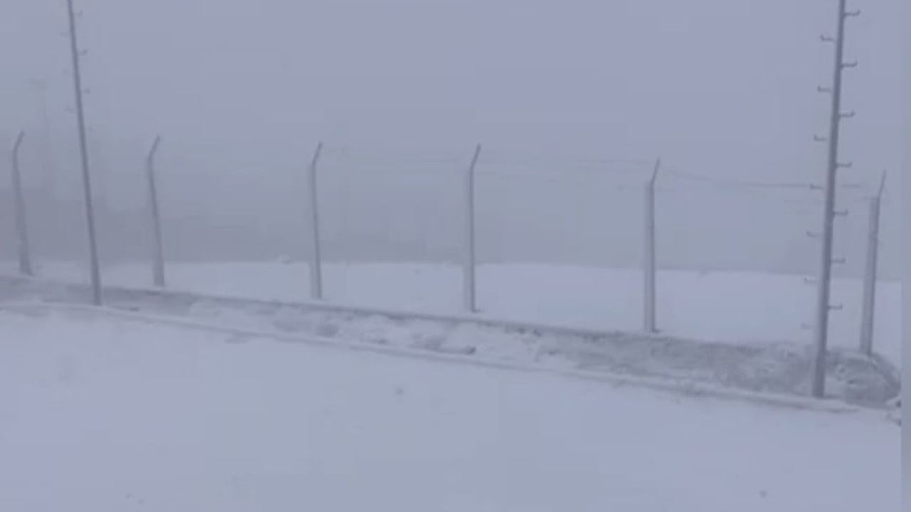 Osmaniye’nin Bahçe ilçesinin yüksek kesimlerinde kar yağışı etkili oldu