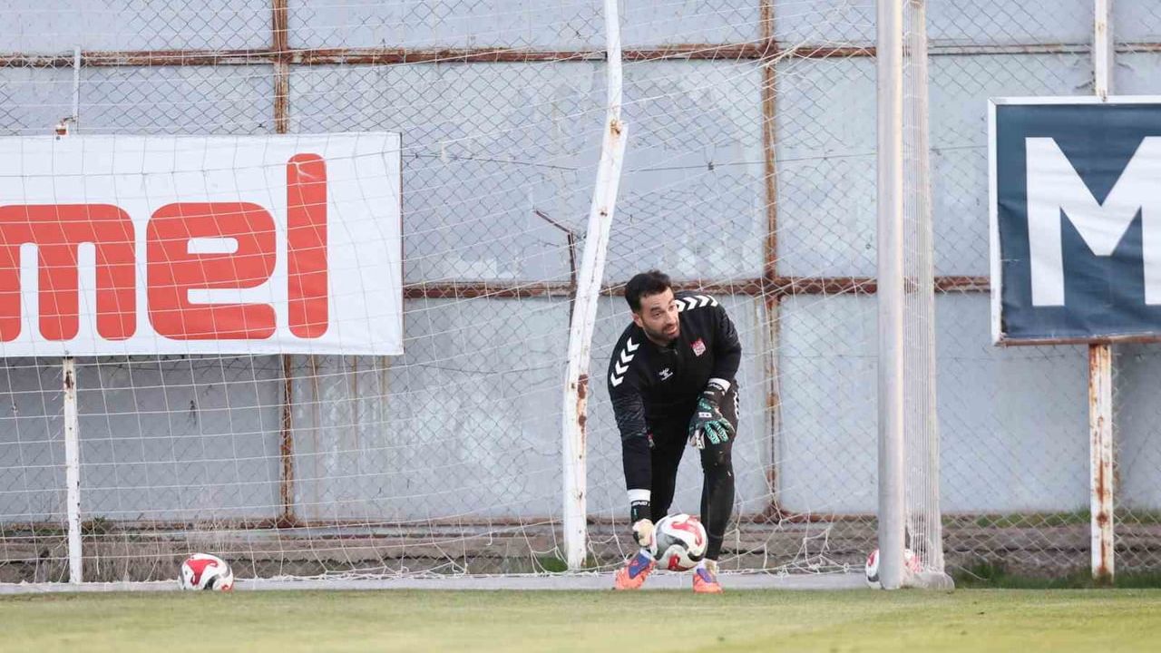 Özbelsan Sivasspor, Çorum FK Maçı Öncesi Hazırlıklarına Başladı