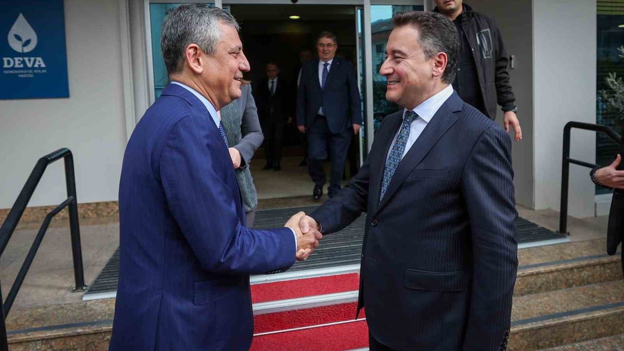 Özgür Özel: DEVA ile ara seçimin 'anayasal zorunluluk' olduğu konusunda hemfikiriz