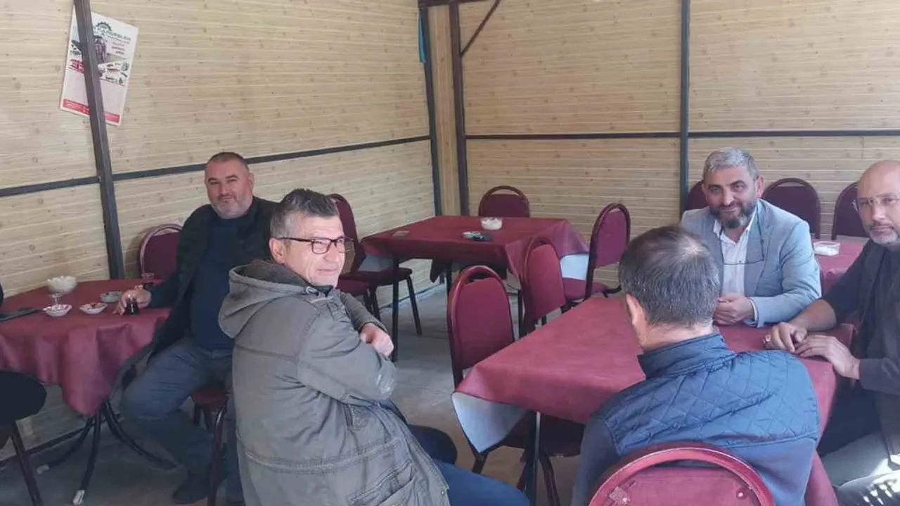 Pazaryeri'nde çiftçiler yem, mazot ve girdi maliyetlerini kooperatifle görüştü