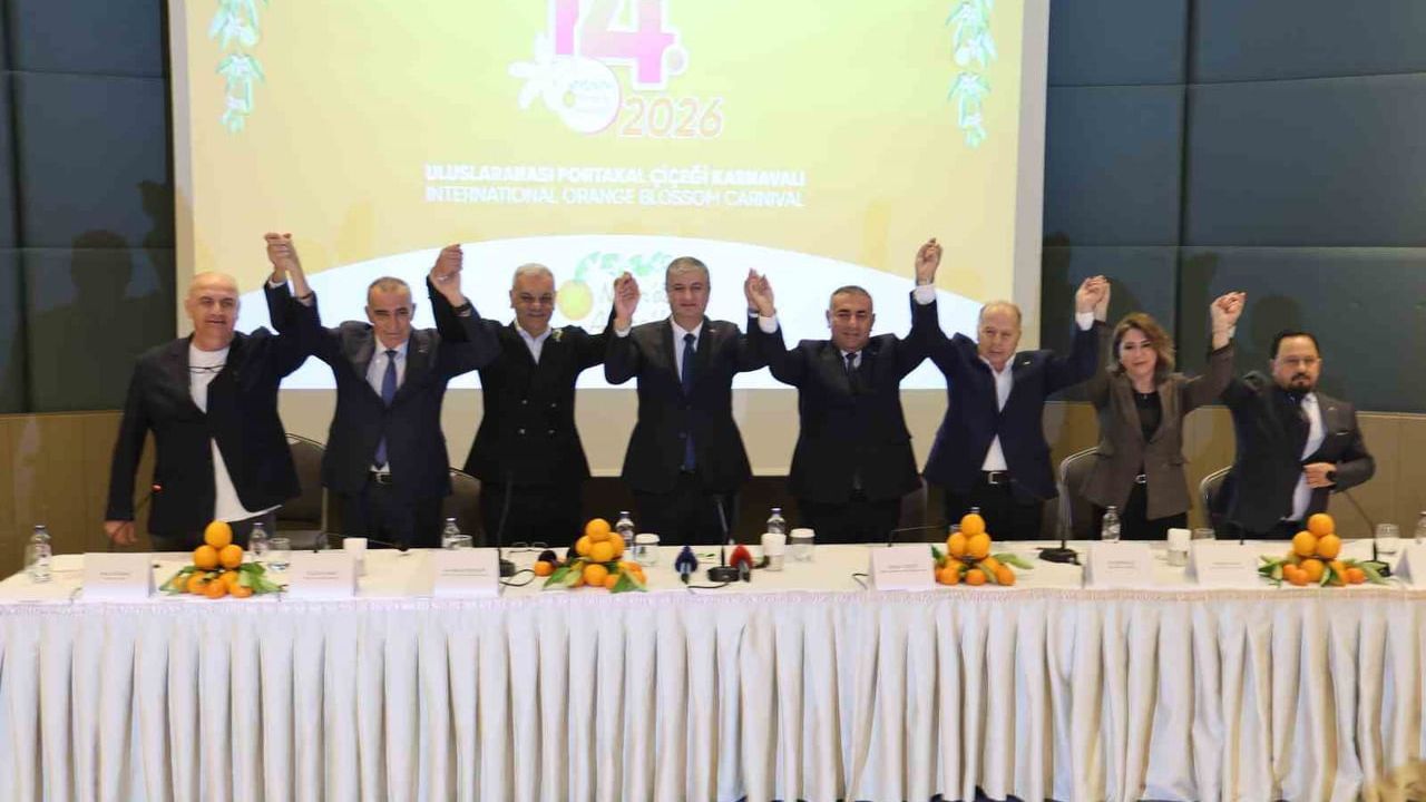 Portakal Çiçeği Karnavalı'nda stantlar 3 gün daha açık kalacak