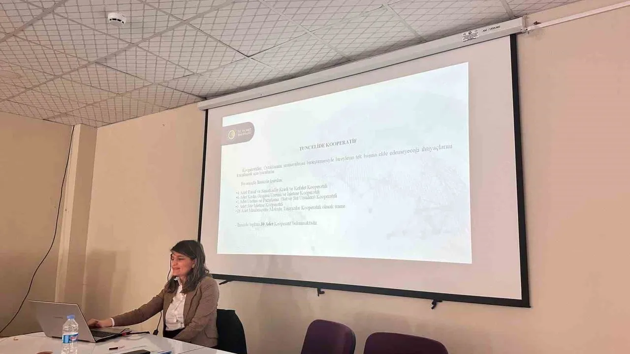 Pülümür'de Kadınlara Kooperatifçilik Eğitimiyle Yerel Girişimcilik Desteklendi