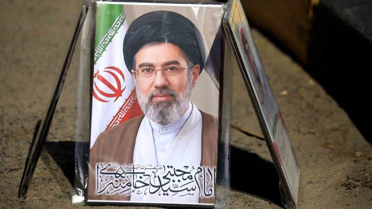 Reuters: Mücteba Hamaney'in yüzü tanınmaz halde olduğu ve ağır yaralandığı bildirildi