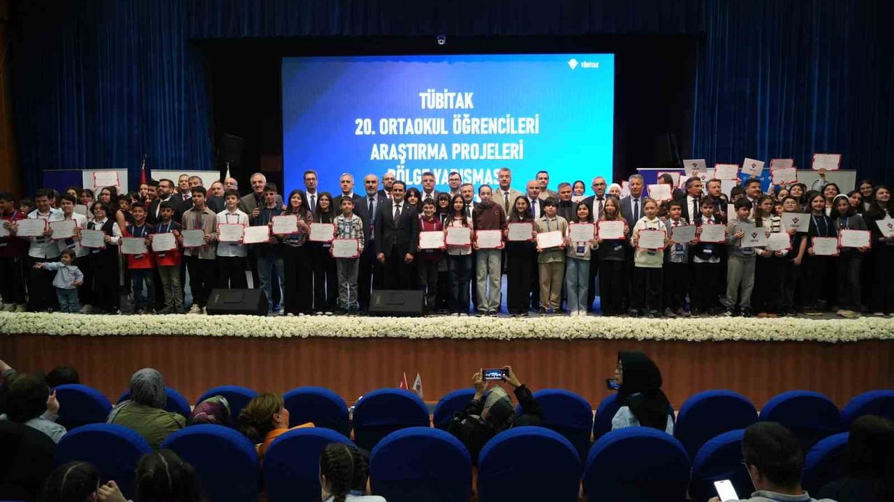 Samsun, 20. Ortaokul Öğrencileri Araştırma Projeleri Bölge Yarışmasında en çok birinciliği elde etti