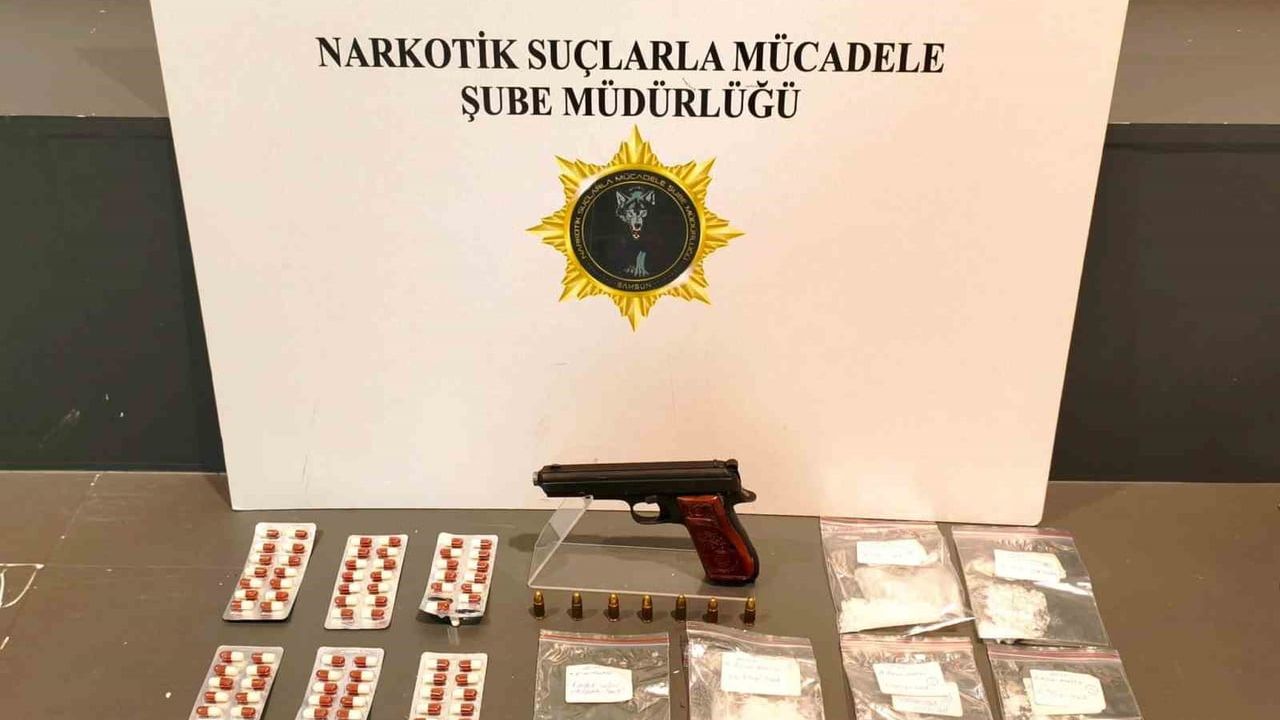 Samsun Atakum'da Uyuşturucu ve Ruhsatsız Silah Operasyonu: 1 Gözaltı