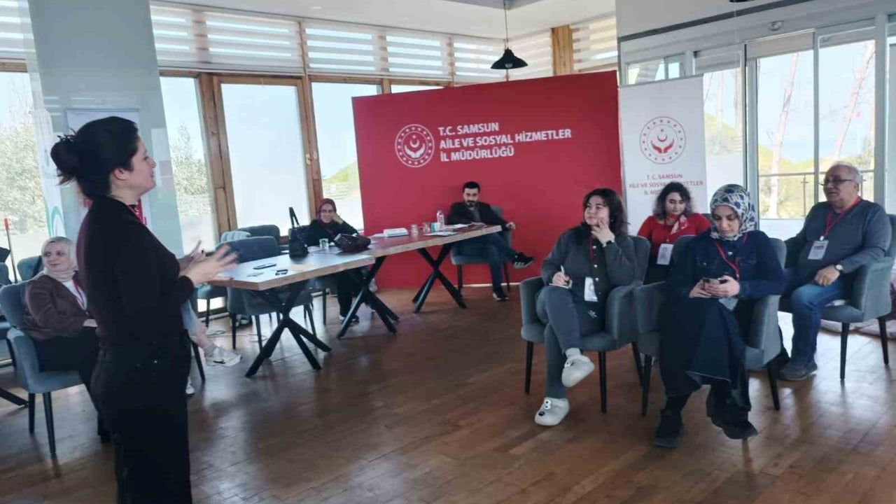 Samsun'da 110 sosyal hizmet çalışanına yönelik 'Oyun Temelli Yeni Nesil Sosyal Hizmet' eğitim programı