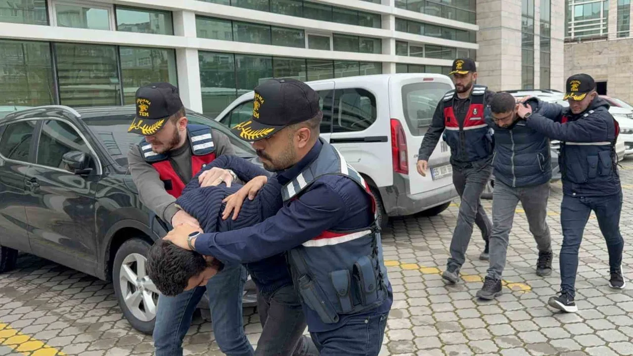 Samsun'da DEAŞ şüphelilerine operasyon: Irak ve Suriye uyruklu 2 kişi gözaltına alındı